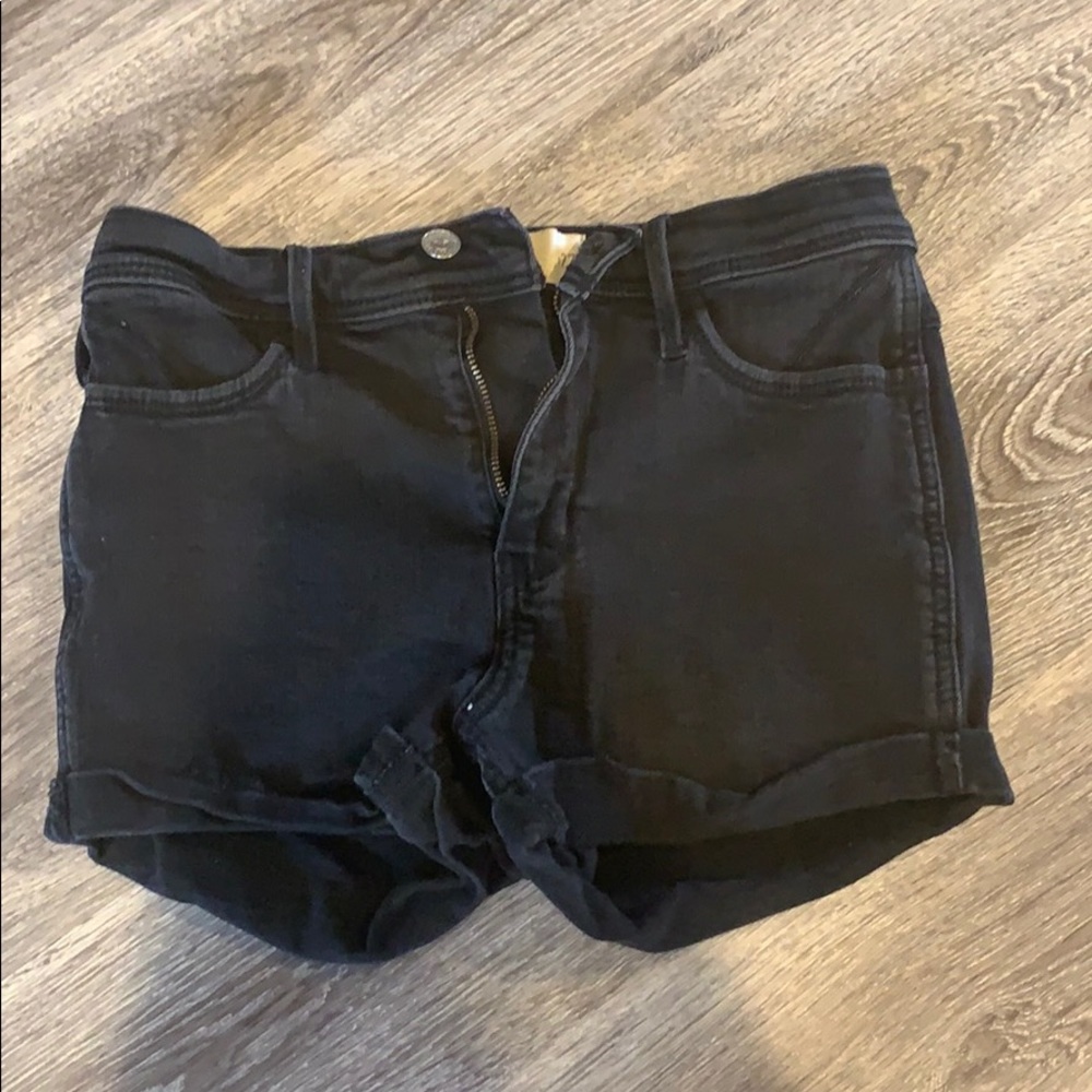 Hollister Short- Shorts